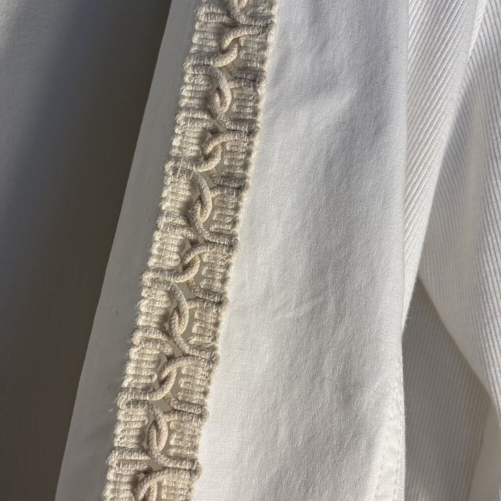 Chicos Zenergy White Zip-Up Jacket With Crochet Trim Chicos Size 2 - Picture 5 of 14
